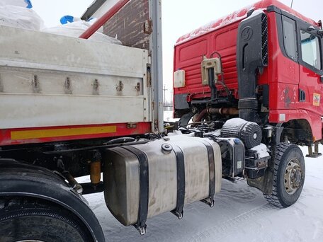 2022 Shacman (Shaanxi) X3000, красный, 6200000 рублей, вид 4