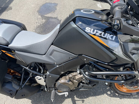 2023 Suzuki V-Strom DL 1050, чёрный, 880000 рублей, вид 5