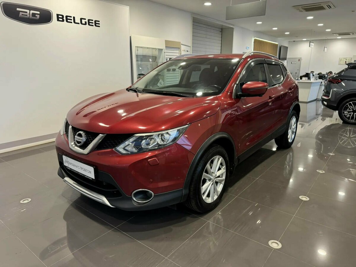 Открыть фотографии: Nissan Qashqai II