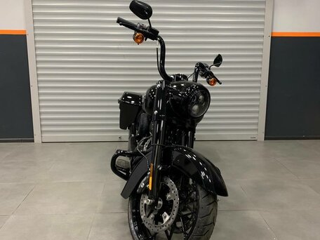 2025 Harley-Davidson Road King Special, чёрный, 3490000 рублей, вид 4