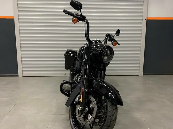 2025 Harley-Davidson Road King Special, чёрный, 3490000 рублей - вид 3