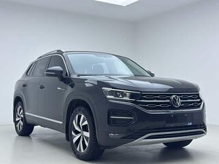 2022 Volkswagen Tayron I, чёрный, 2400000 рублей, вид 3