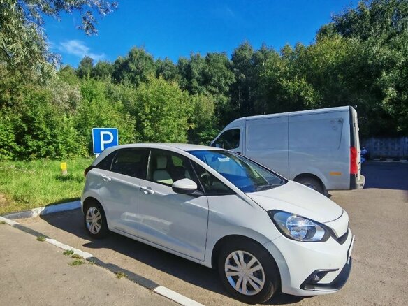 2020 Honda Fit IV, белый - вид 4