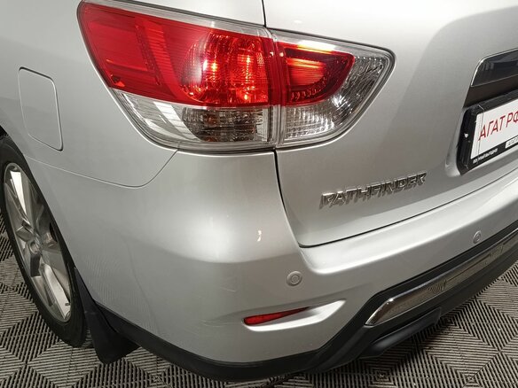 2014 Nissan Pathfinder IV, серебристый - вид 19