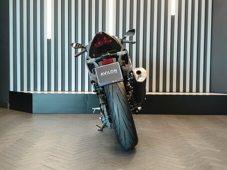 2025 Kawasaki Ninja 7, серебристый, 789000 рублей, вид 4