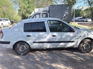 2003 Renault Symbol I Рестайлинг, белый, 160000 рублей, вид 4