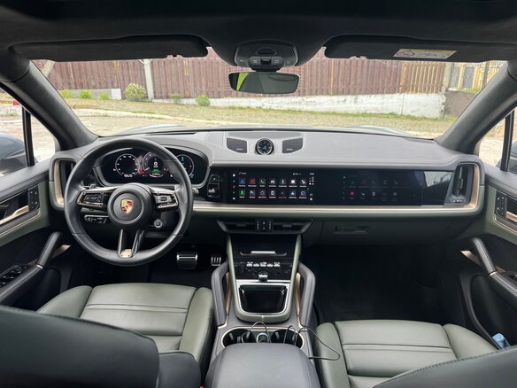 2023 Porsche Cayenne E-Hybrid III Рестайлинг, серый, 16499990 рублей - вид 15