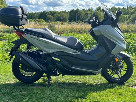 2023 Honda CB 350, серебристый, 650000 рублей, вид 3