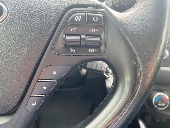 2016 Kia Ceed II Рестайлинг, серебристый, 1239000 рублей - вид 14