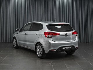 2015 Kia Rio III Рестайлинг, серебристый, 1035000 рублей, вид 2