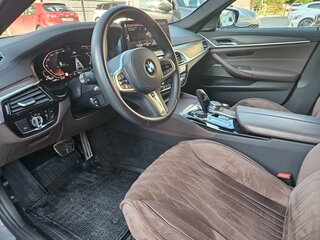 2020 BMW 5 серии 530i xDrive VII (G30/G31/G38) Рестайлинг, серый, 5400000 рублей, вид 5