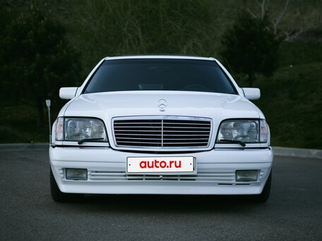 1992 Mercedes-Benz S-Класс 300 III (W140), белый, 2780000 рублей, вид 2