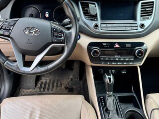 2016 Hyundai Tucson III, коричневый, 1850000 рублей, вид 2