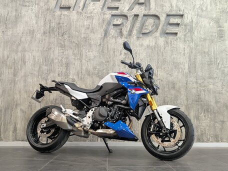 2024 BMW F 900 R, белый, 1100000 рублей, вид 1