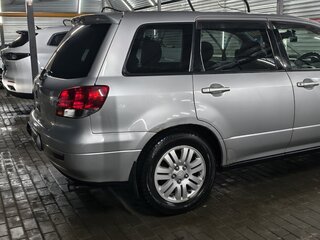 2001 Mitsubishi Airtrek I, серебристый, 700000 рублей, вид 5