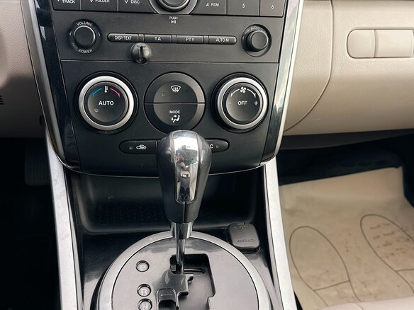 2010 Mazda CX-7 I Рестайлинг, белый, 1190000 рублей - вид 9