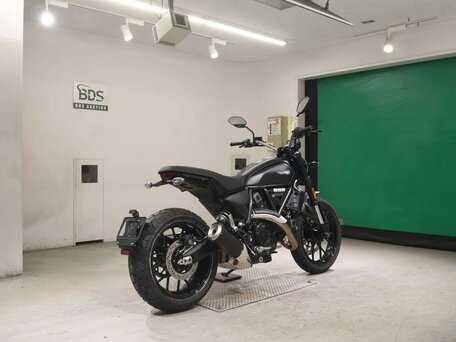 2025 Ducati Scrambler 800, чёрный, 1099000 рублей, вид 5