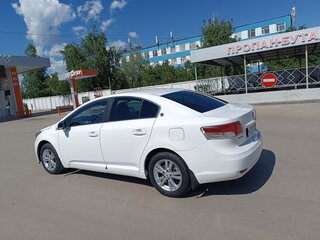 2010 Toyota Avensis III, белый, 1150000 рублей, вид 5