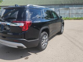 2023 GMC Acadia II Рестайлинг, чёрный, 3333333 рублей, вид 4