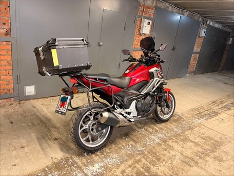 2016 Honda NC 750X, красный, 610000 рублей, вид 2