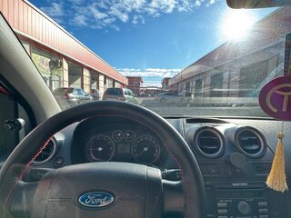 2007 Ford Fiesta Mk5, красный, 570000 рублей, вид 5
