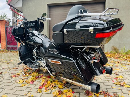 2017 Harley-Davidson Ultra Limited, чёрный, 1790000 рублей, вид 4