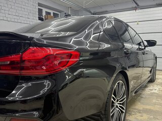 2017 BMW 5 серии 530d xDrive VII (G30/G31/G38), чёрный, 3390000 рублей, вид 3