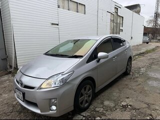 2010 Toyota Prius III (XW30), серый, 1000000 рублей, вид 1