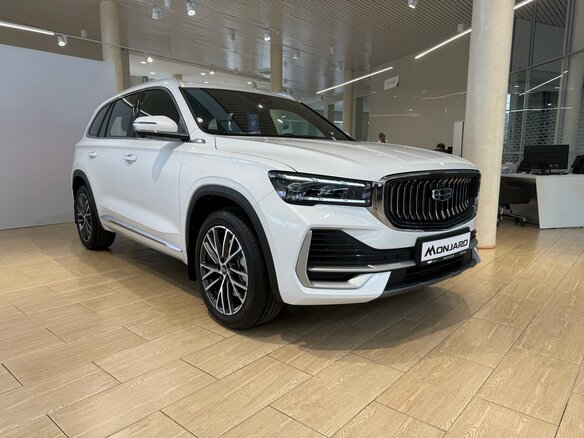 2026 Geely Monjaro I Рестайлинг, белый, 4599990 рублей - вид 2
