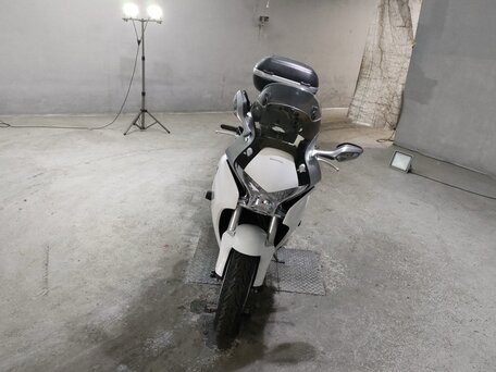 2013 Honda VFR 1200, белый, 808000 рублей, вид 3