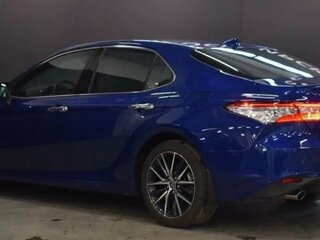 2021 Toyota Camry VIII (XV70) Рестайлинг, синий, 3500000 рублей, вид 5
