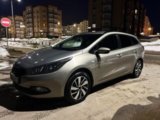 2013 Kia Ceed II, серебристый, 915000 рублей, вид 1