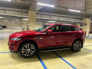 2017 Jaguar F-Pace I, красный, 2390000 рублей, вид 2