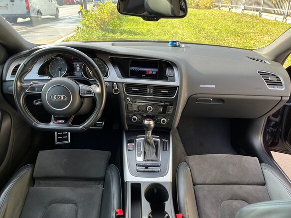 2016 Audi S5 I (8T) Рестайлинг, пурпурный, 2500000 рублей - вид 12