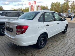 2026 Lada (ВАЗ) Granta I Рестайлинг, белый, 850000 рублей, вид 4