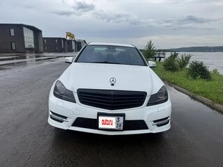 2013 Mercedes-Benz C-Класс 200 III (W204) Рестайлинг, белый, 1500000 рублей, вид 1