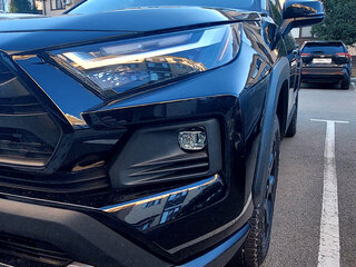 2023 Toyota RAV4 V (XA50), чёрный, 5990000 рублей, вид 4