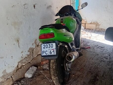 1996 Kawasaki ZXR 750, зелёный, 200000 рублей, вид 4