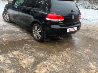 2010 Volkswagen Golf VI, чёрный, 650000 рублей, вид 4