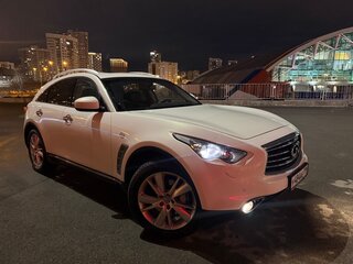 2014 Infiniti QX70, белый, 2200000 рублей, вид 1