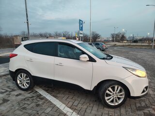 2011 Hyundai ix35 I, белый, 1450000 рублей, вид 2