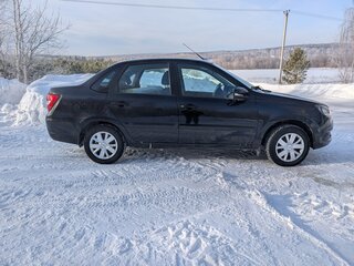 2020 Lada (ВАЗ) Granta I Рестайлинг, чёрный, 700000 рублей, вид 4