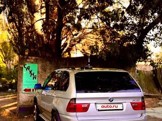 2002 BMW X5 4.6is I (E53), серебристый, 850000 рублей, вид 4
