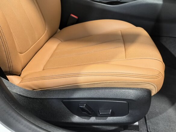 2020 BMW 5 серии 520d VII (G30/G31/G38) Рестайлинг, белый, 3830000 рублей - вид 15