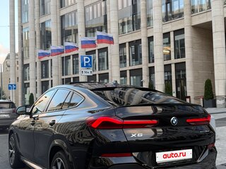 2021 BMW X6 30d III (G06), чёрный, 6900000 рублей, вид 4