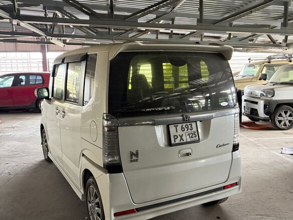 2017 Honda N-BOX I Рестайлинг, белый, 799000 рублей - вид 7