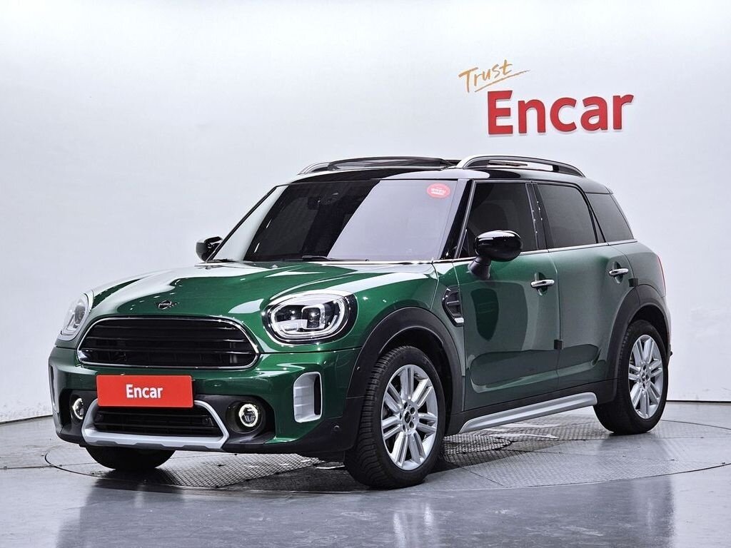 Открыть фотографии: Mini Countryman II Рестайлинг