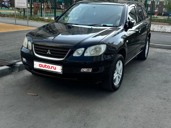 2001 Mitsubishi Airtrek I, чёрный