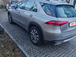 2019 Mercedes-Benz GLE 300 d II (V167), серебристый, 5950000 рублей, вид 4