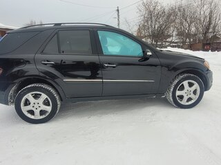 2005 Mercedes-Benz M-Класс 350 II (W164), чёрный, 1110000 рублей, вид 5